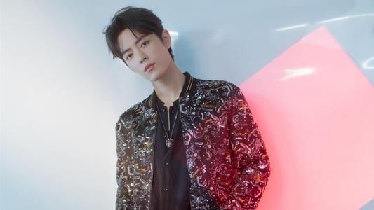  粉丝|肖战《王牌》再被“路透”？粉丝“默默”隐忍，背后原因太难受！