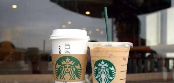 回答|去星巴克喝咖啡,被问加糖还是加奶别乱回答,当心花不必要的钱