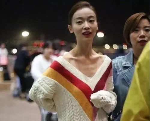 瘦身|阿黛尔是换人演了吗?200斤的体重减掉一半变成纸片人,怎么做到的!