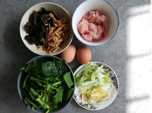  黄花菜|传统名菜木须肉的改良版，味道更好吃，做法简单，一看就会