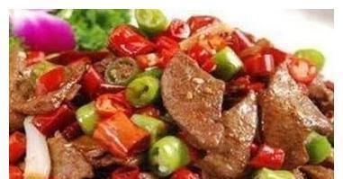  饭店|家里突然来客不想去饭店，口味独特，朋友吃得满嘴流油，香飘四溢