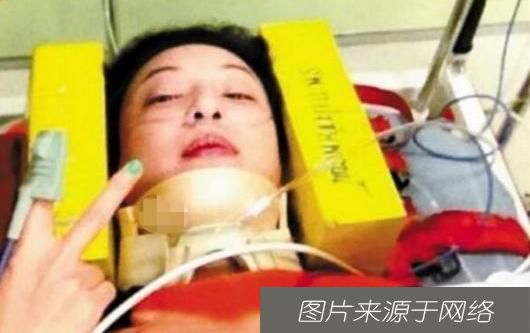  浪姐|郑希怡或将缺席《浪姐》四公录制？网曝郑希怡疑似受伤被送往医院