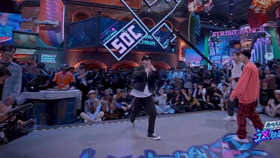  battle|队长battle，钟汉良心有余而力不足，张艺兴使出杀手锏赢了王一博