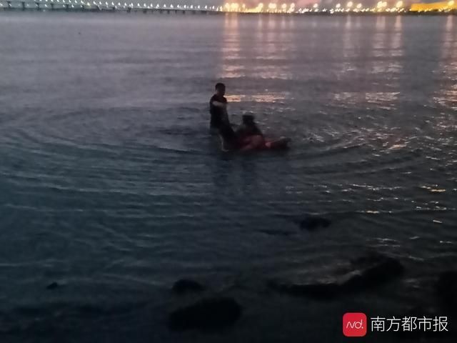  时刻|危急时刻！珠海一女子在情侣路跳海，警方：事发凌晨，疑情侣吵架