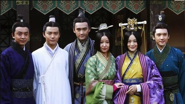 皇帝|东汉武将窦宪,大败匈奴立下伟业,为何反而被皇帝责罚?