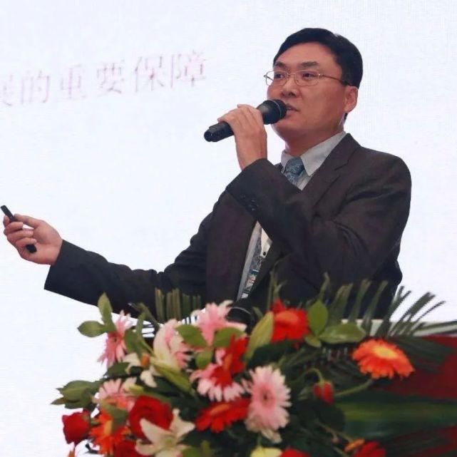 鲍某某涉|鲍毓明性侵案不成立，背后暴露的社会问题没有结束，需要解决