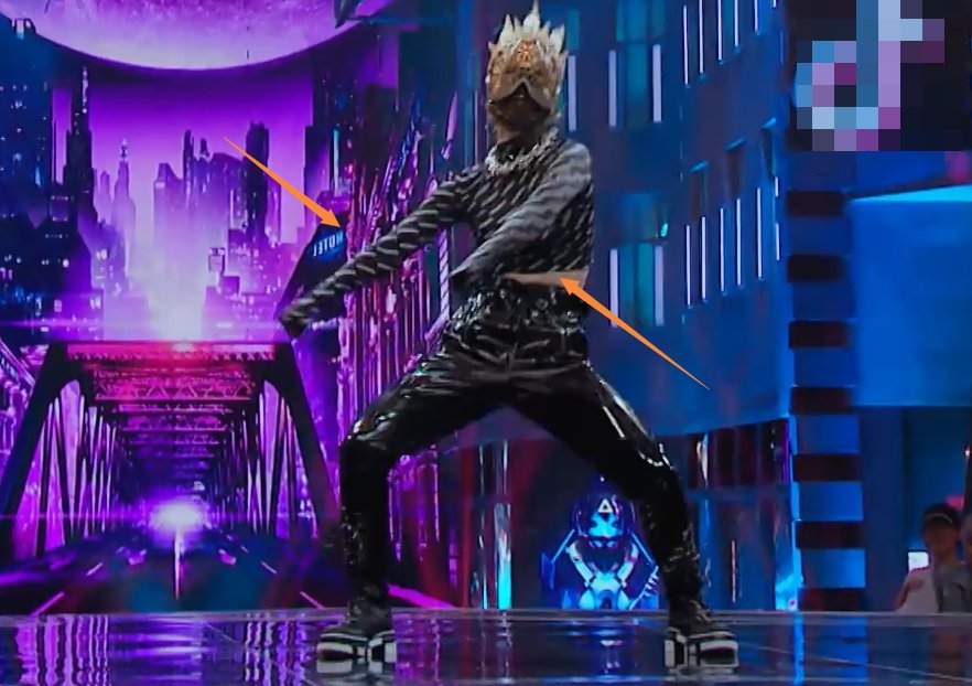  蒙面|孟美岐化身蒙面舞王，暂停看她的卡点动作，果真是“舞台节拍器”