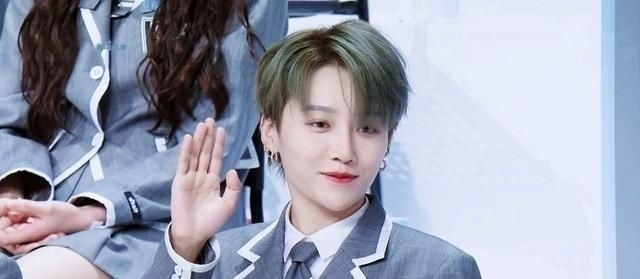  刘雨昕|青你2最仙门面出炉了刘雨昕独占两个头衔，喻言和谢可寅也不赖