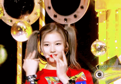  舞台|美人计 | 姐姐们的表情管理是这样练出来的？