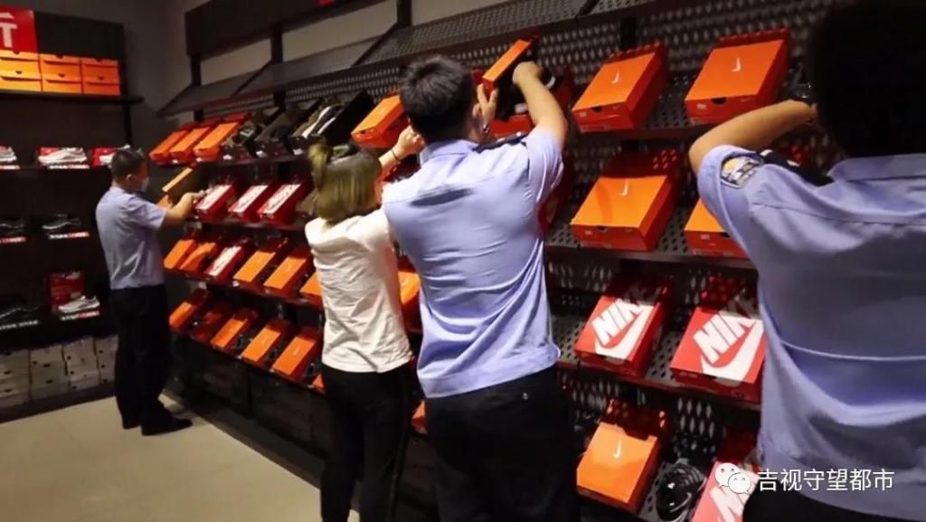 知名|知名运动品牌店内，竟卖假货？！