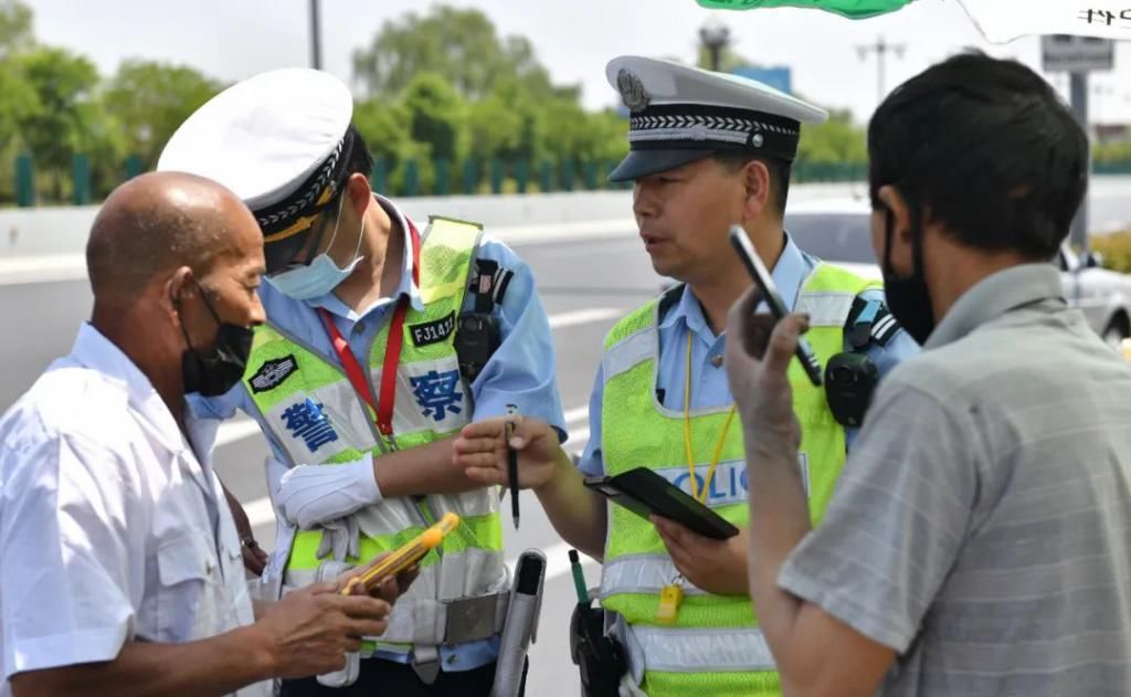  醉酒|警示：醉酒驾驶电动车，结果撞了...