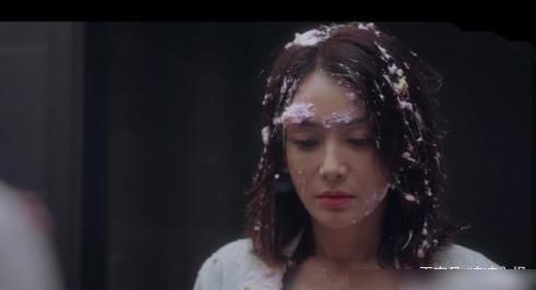  向晚|《怪你过分美丽》莫向晚为什么这么热衷于她的工作？她有得选吗！