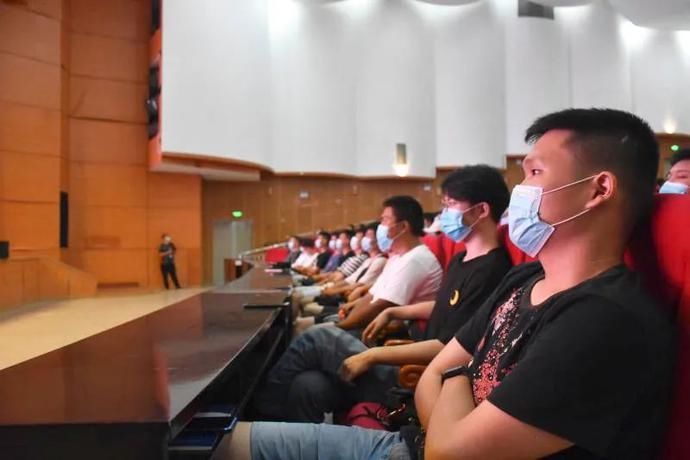 同行|【天下无诈】开学第一课 反诈与你同行