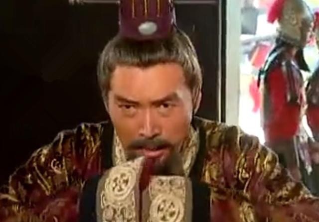 权臣|他是汉朝最大权臣，曾废立皇帝比董卓还狠，风光一世苦了后代