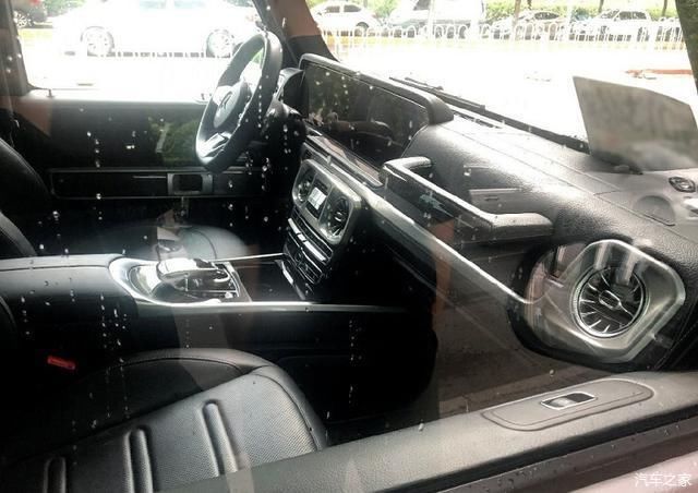  照曝光|奔驰G350无伪装谍照曝光 搭载2.0T发动机 或9月上市