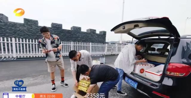  夏天|周末综艺指南 | 《乘风破浪的姐姐》迎来总决赛；《少年之名》成团之夜