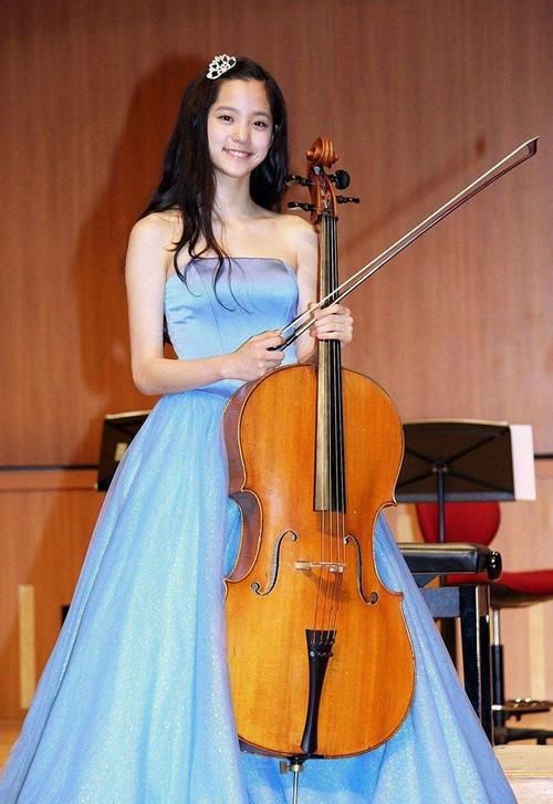  孩子|欧阳娜娜投票后又反悔：被宠坏的孩子，娱乐圈真的不是过家家