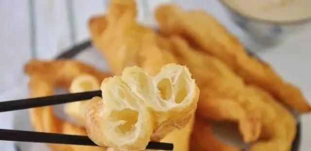 早餐|油炸,用酵母是“大错误”一斤加9克就会膨胀,全部是空心的