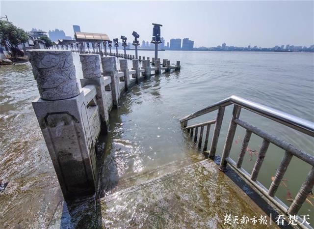  龙王庙|洪水回落，汉口龙王庙观景大道已清淤