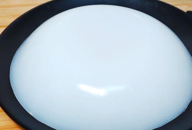  凉粉的制作|原来凉粉的做法这么简单，只要掌握好比例与做法，新手也能学会。