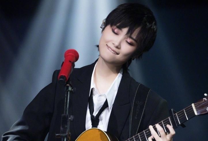  中国|《中国好声音7》将袭，两位经验导师回归，我却关注网曝女导师！