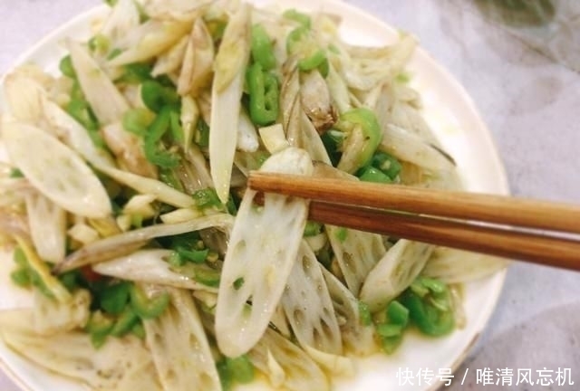 正当|菜正当季,7块钱炒一盘,鲜香脆爽