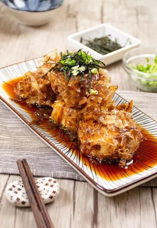 柴鱼片|一道火了上百年的日本著名美食,一咬爆浆,口口香脆,真的很好吃