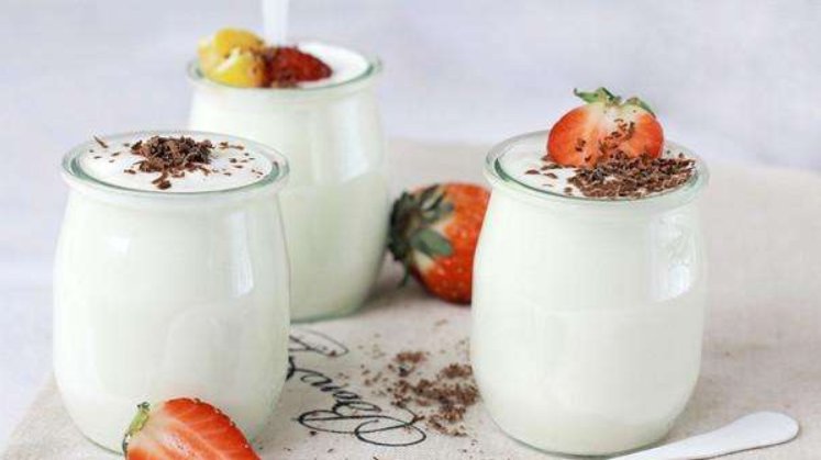  家长|被列入“黑名单”的酸奶，没营养还浪费钱，家长却还天天给娃买！