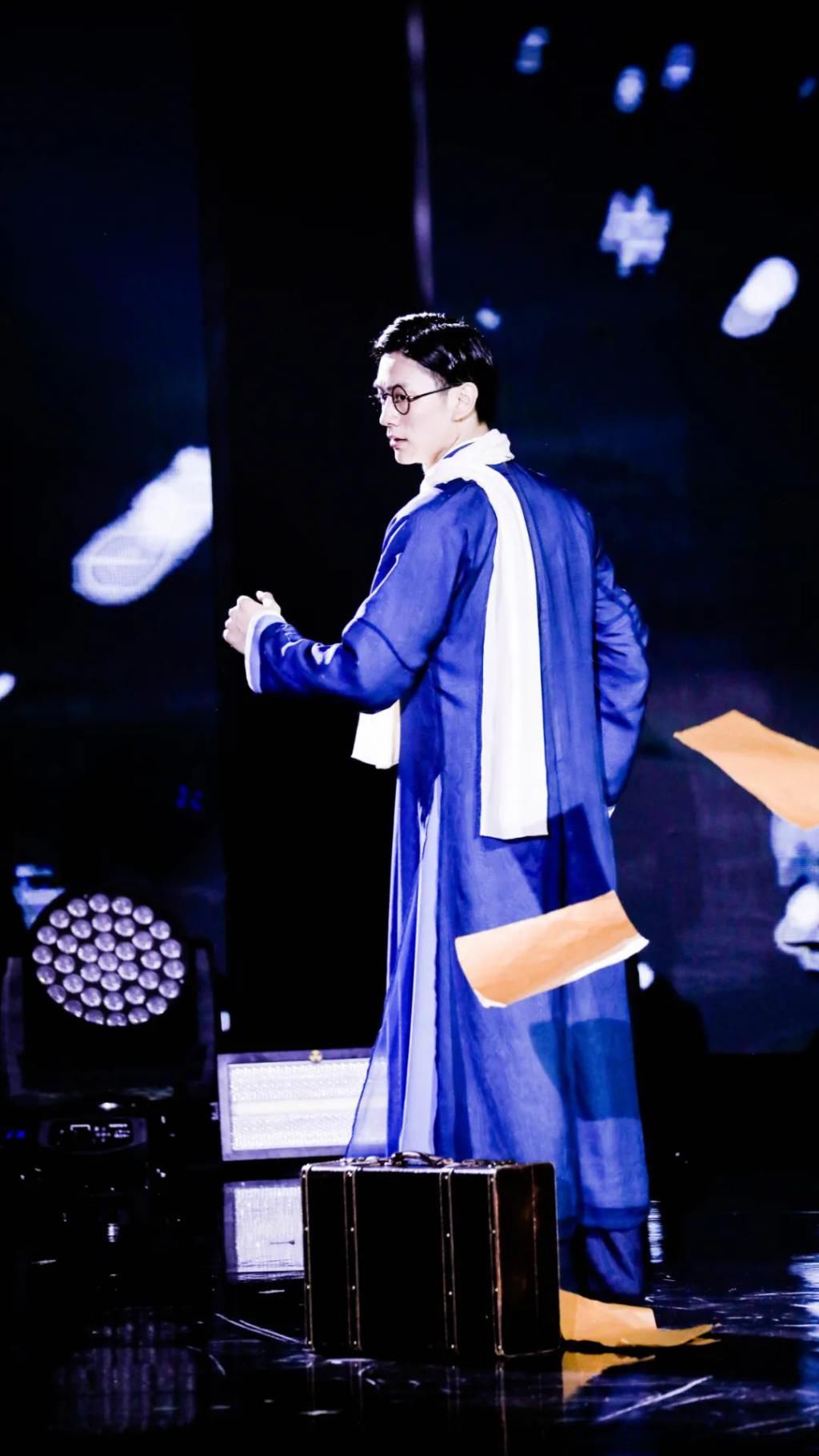 舞者|《舞者》李祎然月下起舞引赞叹,宋雨版徐志摩浪漫唯美