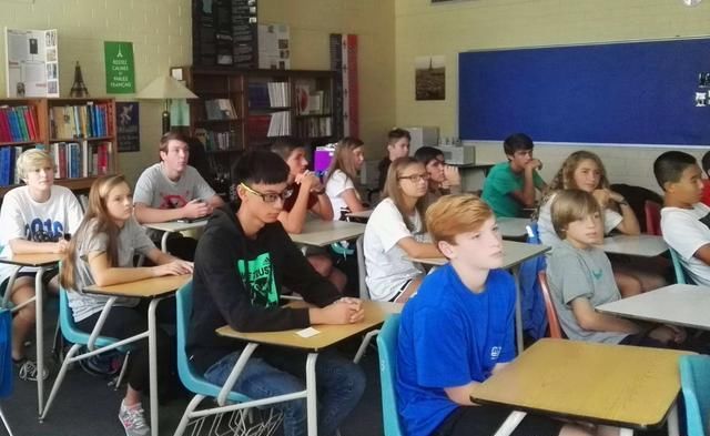  不顾|特朗普不顾疫情强推复课，记者会胡言乱语：上网课孩子大脑会萎缩