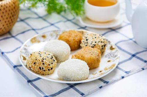  降燥|润秋燥！用糯米粉给家人做几道清凉小甜品，又糯又甜，降燥又降火