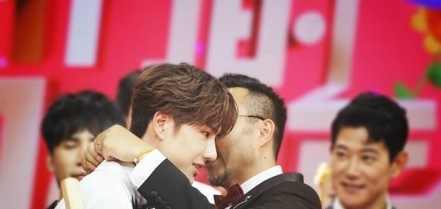  消费|王一博被天天向上过度消费? 看看他跟天天兄弟的关系, 你就懂了