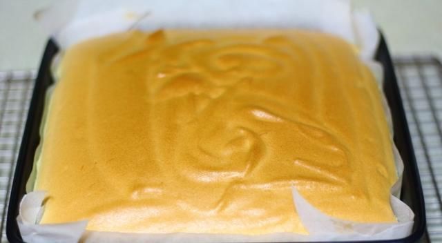 用刮刀|按照这个配方做的古早蛋糕,不塌陷,不开裂,像棉花一样柔软Q弹
