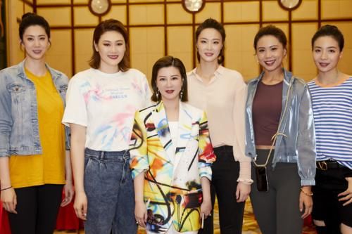  争议|杜华发长文告别浪姐，坦言首期节目舆论压力巨大，评论区却有争议