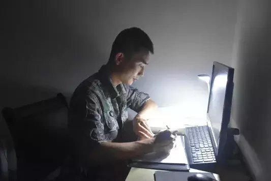  诈骗案|又是兵哥哥路见不平！这次是协助破获千万元诈骗案