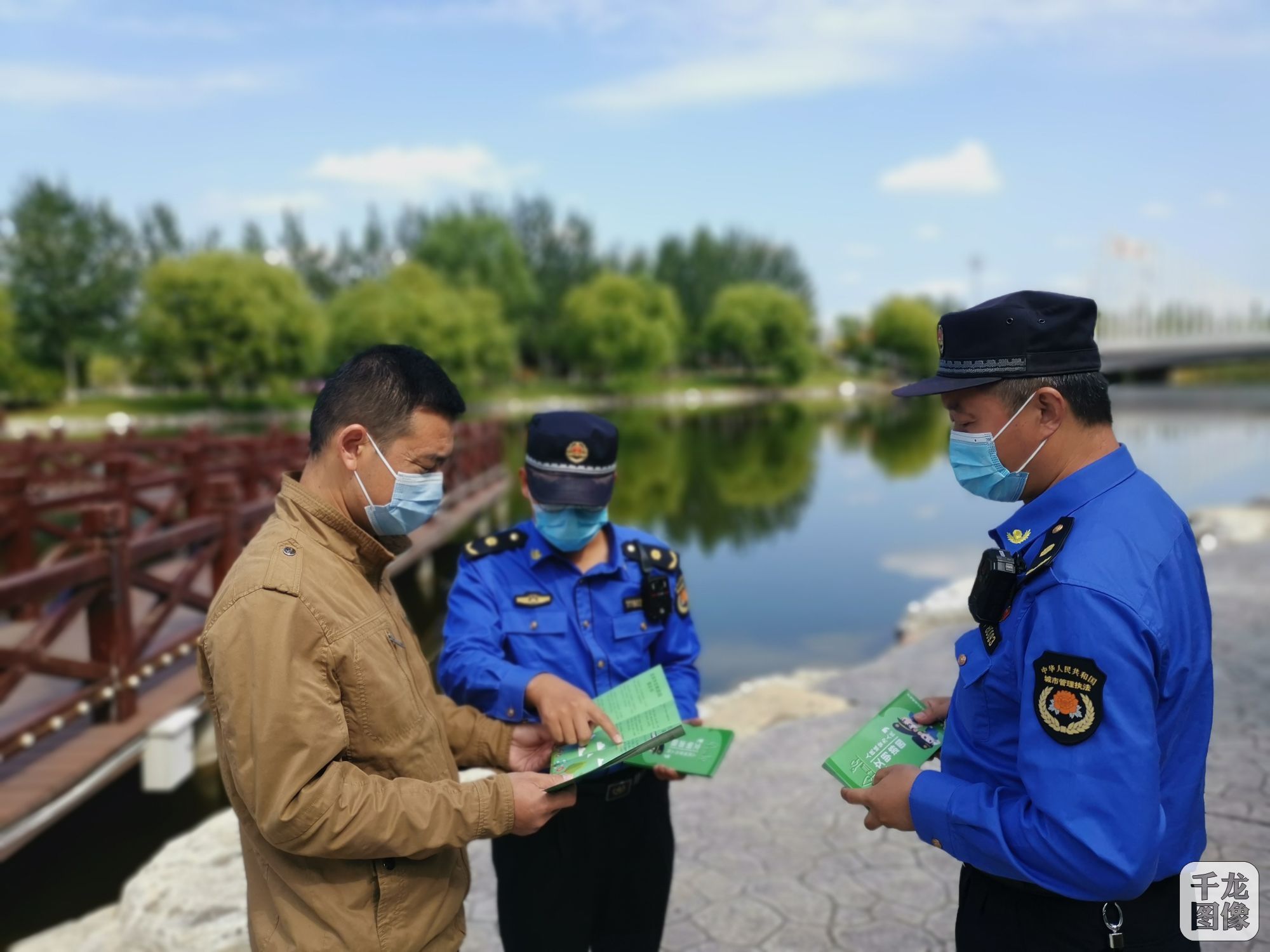 城管|北京延庆城管入园巡查倡导文明游园