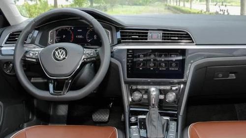  车门|2020款大众“凌渡”亮相，新增无框车门，或14万，买思域还是等它