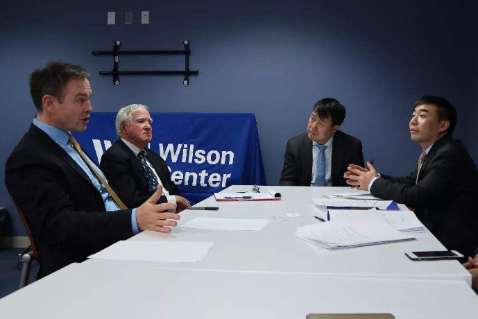 中国|事关中国清白，蓬佩奥又开始胡言乱语，我国外交部接连回怼，燃爆