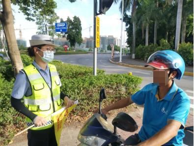 遵守交通|【创文进行时】为文明护航，他们一直在“路上”！