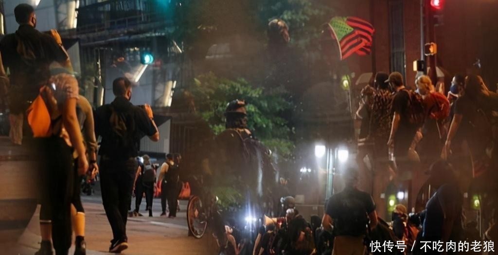 国家|政治之上的国家，就连起诉警察都难上加难