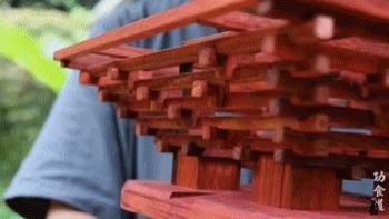  坍塌|百色一在建工地突然坍塌，致3人死亡，搜救画面曝光 | 下午来关注