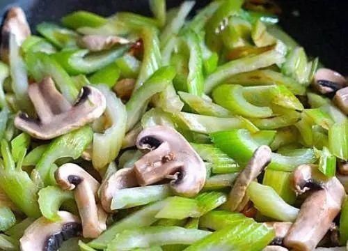  上火|小暑后，记得多吃此菜，营养美味还不上火，苦夏也能轻松度过