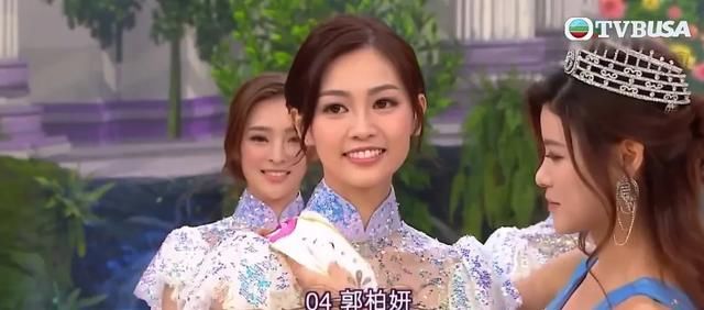  终于|港姐评委终于不眼瞎了