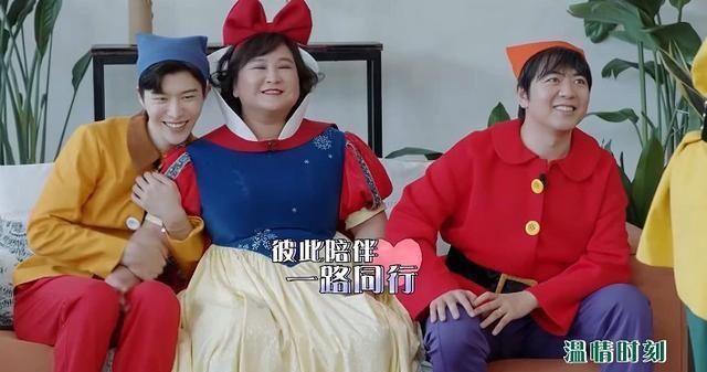 黄明昊|黄明昊成《快本》常驻,想复刻王一博的成功,还有很长路要走