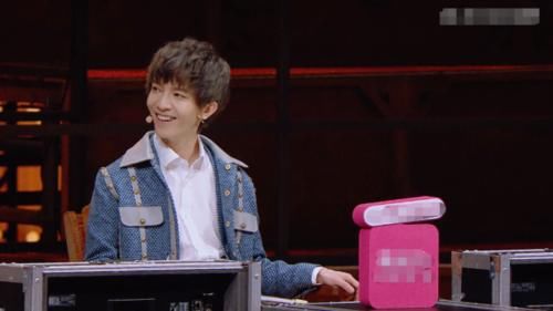 就位|《演员请就位》评级太现实，三料视后坐板凳，赵薇回怼郭敬明连使眼色