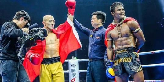  业内人士|业内人士爆料：泰森有原则，不会和一龙比赛！方便坦言：没有胜算