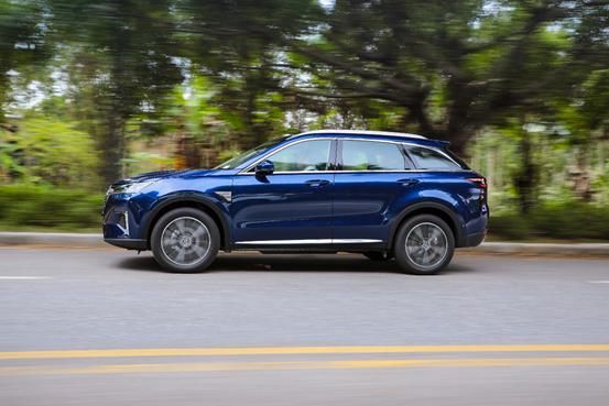  辰星|行驶品质出众，百公里油耗低至5.9L，启辰星到底值不值得入手？