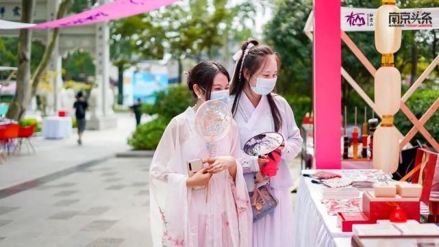  七夕|一秒“穿越”，栖霞山的七夕写满了浪漫