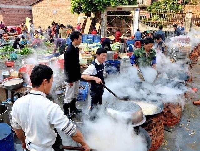 酒席|农村现在办酒席,有好多村民和朋友把礼钱给了不吃饭走人这种现象