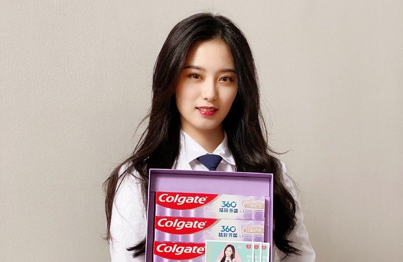  唯一|她是黄子韬微博上的唯一关注，老板与员工之间的感情太甜了